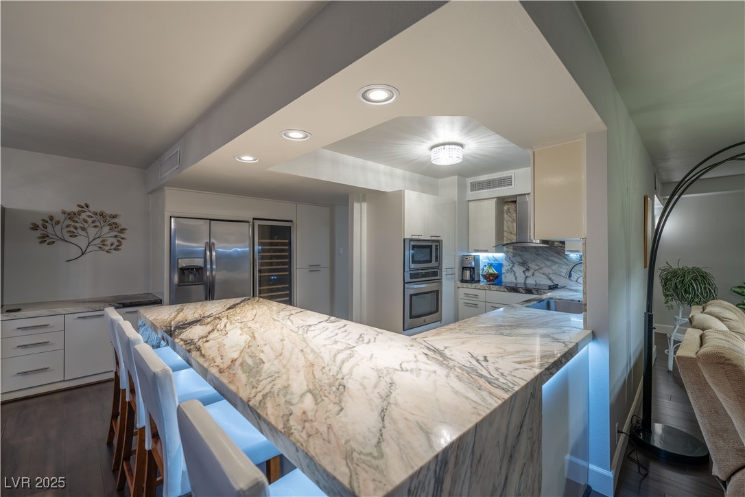 3111 Bel Air Drive 18f Las Vegas NV 89109