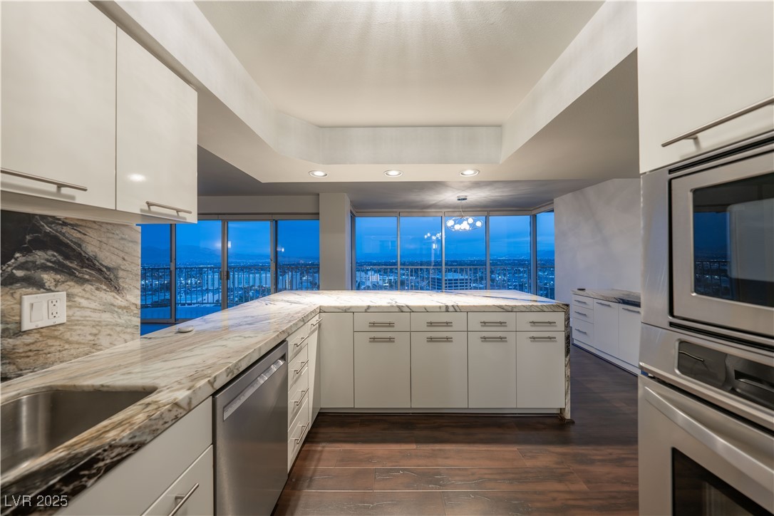 3111 Bel Air Drive 18f Las Vegas NV 89109