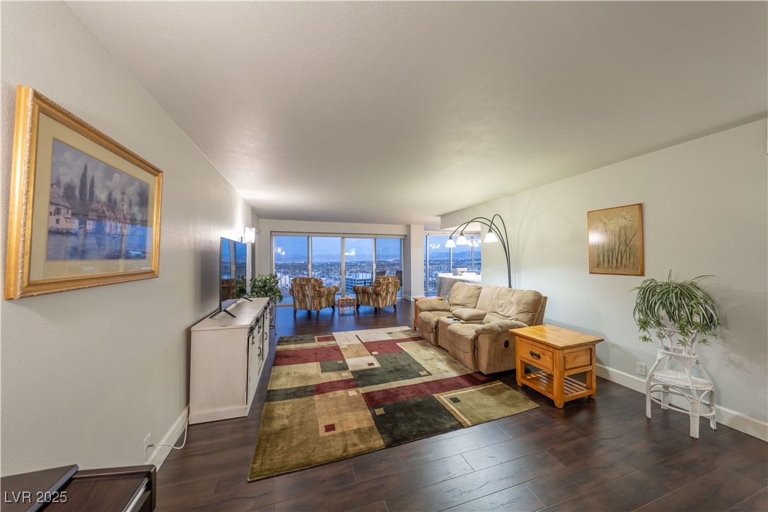 3111 Bel Air Drive 18f Las Vegas NV 89109