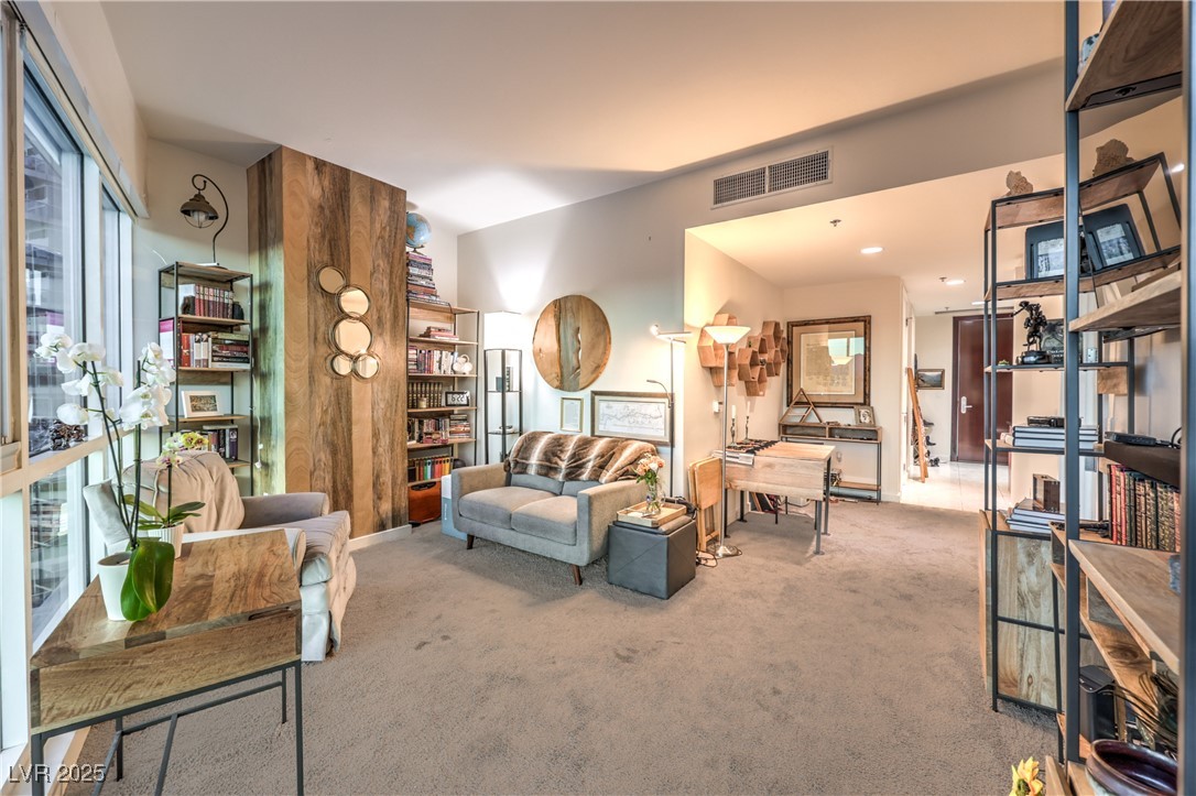 4525 Dean Martin Drive 802 Las Vegas NV 89103