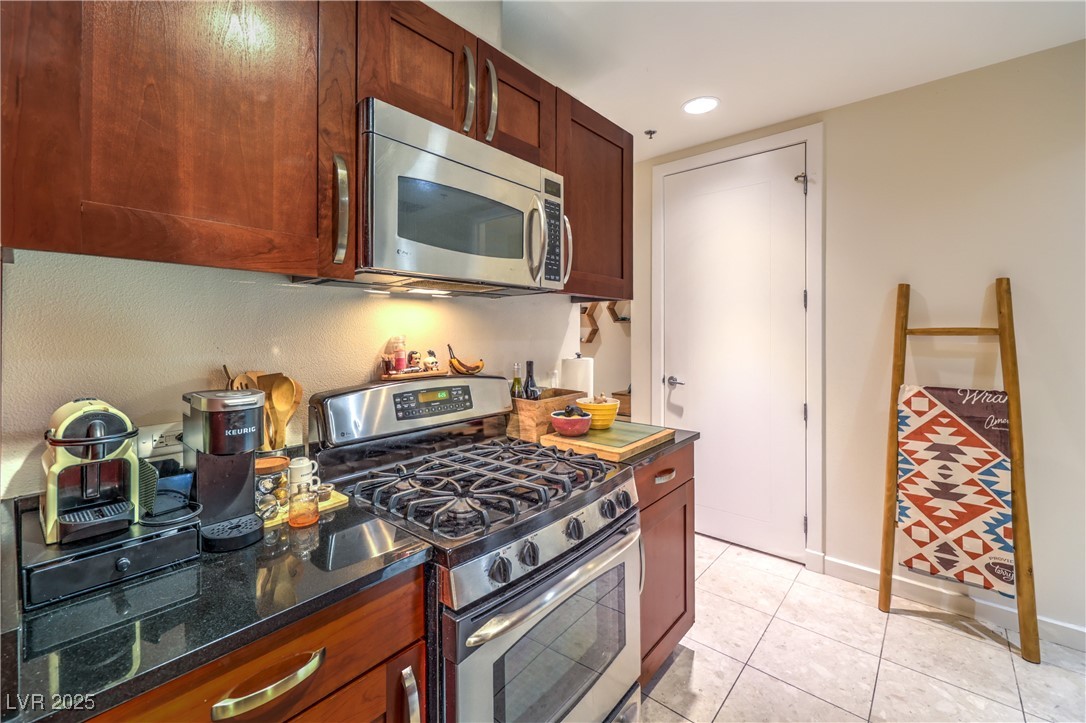 4525 Dean Martin Drive 802 Las Vegas NV 89103