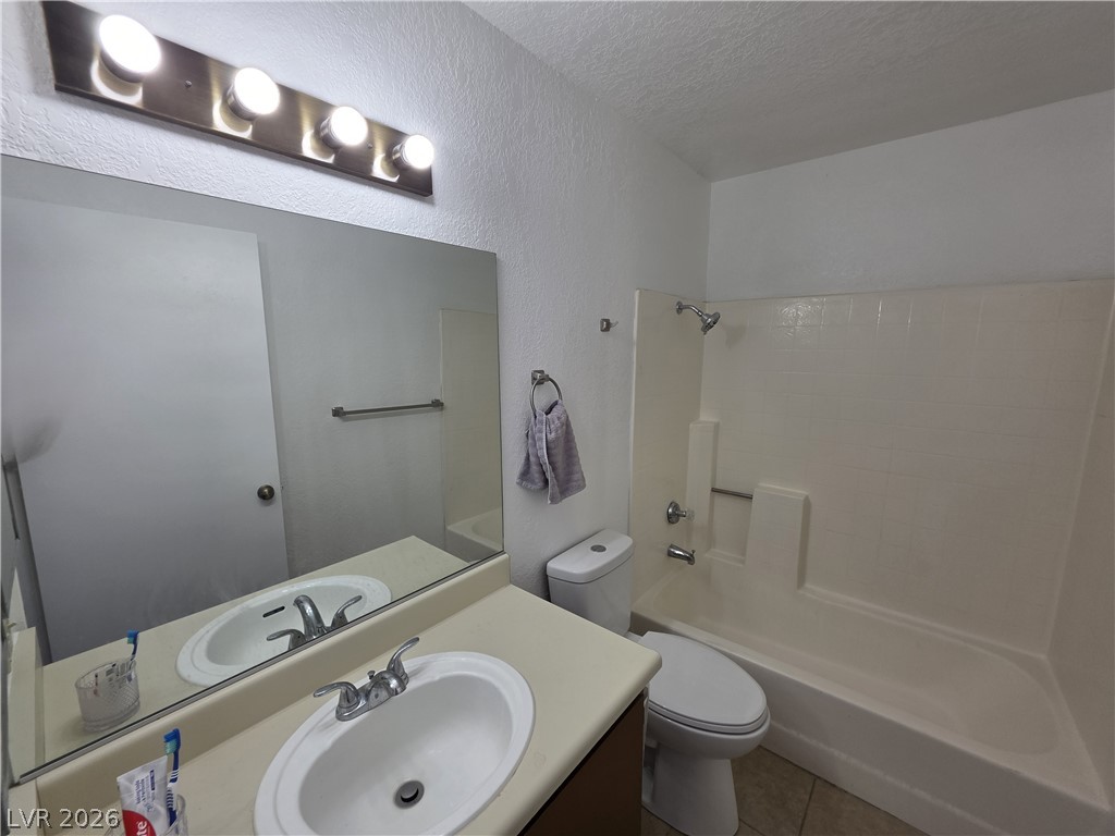 3150 Soft Breezes Drive 2166 Las Vegas NV 89128