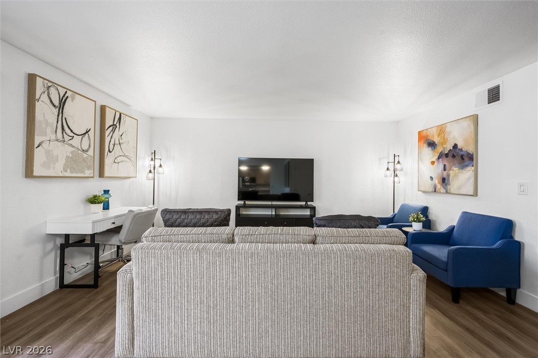 5404 River Glen Drive 353 Las Vegas NV 89103