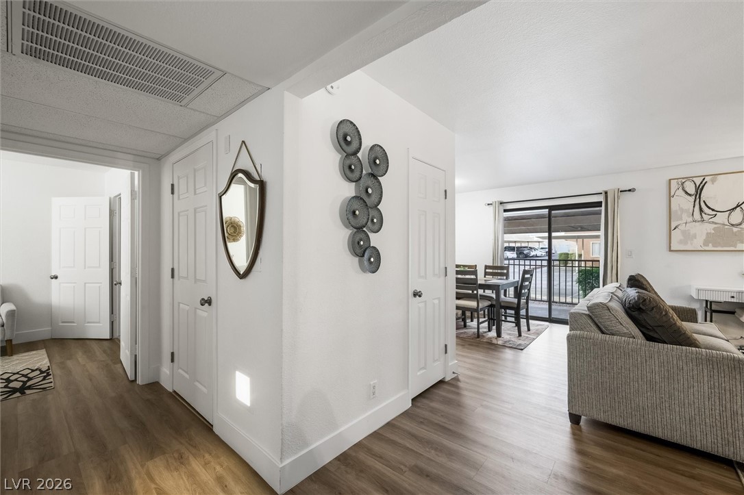 5404 River Glen Drive 353 Las Vegas NV 89103