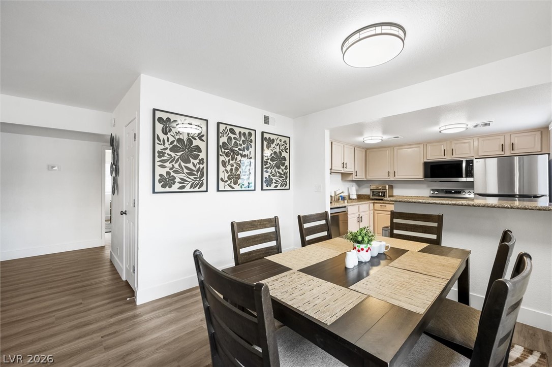 5404 River Glen Drive 353 Las Vegas NV 89103