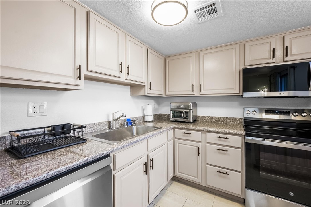 5404 River Glen Drive 353 Las Vegas NV 89103