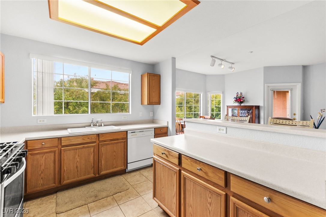 830 Carnegie Street 623 Henderson NV 89052