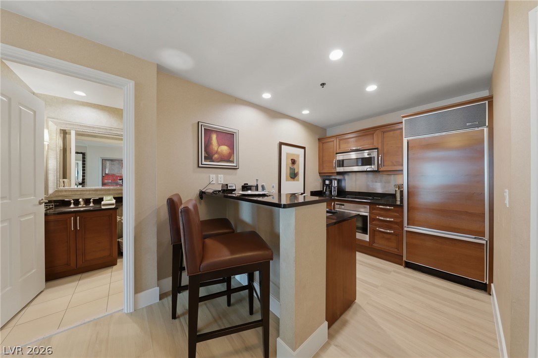 135 East Harmon Avenue 2721 Las Vegas NV 89109