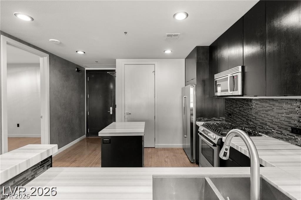 4525 Dean Martin Drive 511 Las Vegas NV 89103