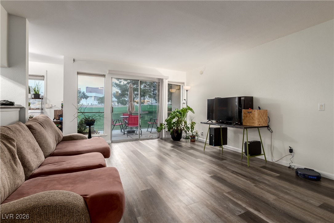 2879 Geary Place 2813 Las Vegas NV 89109