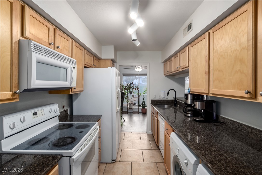 2879 Geary Place 2813 Las Vegas NV 89109