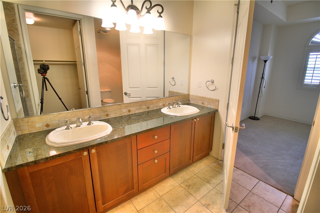 2405 West Serene Avenue 517 Las Vegas NV 89123