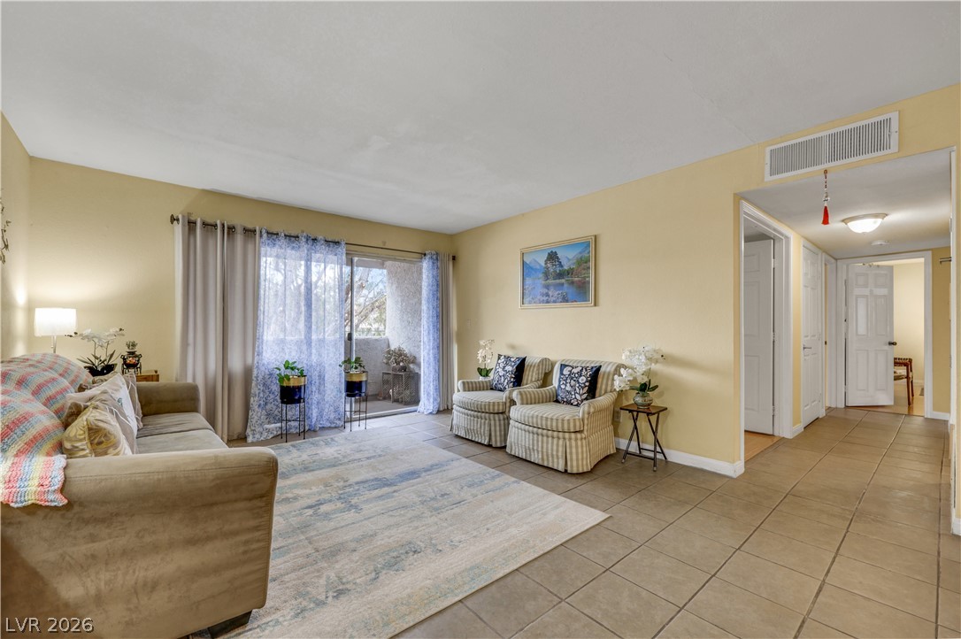 1455 East Katie Avenue L22 Las Vegas NV 89119