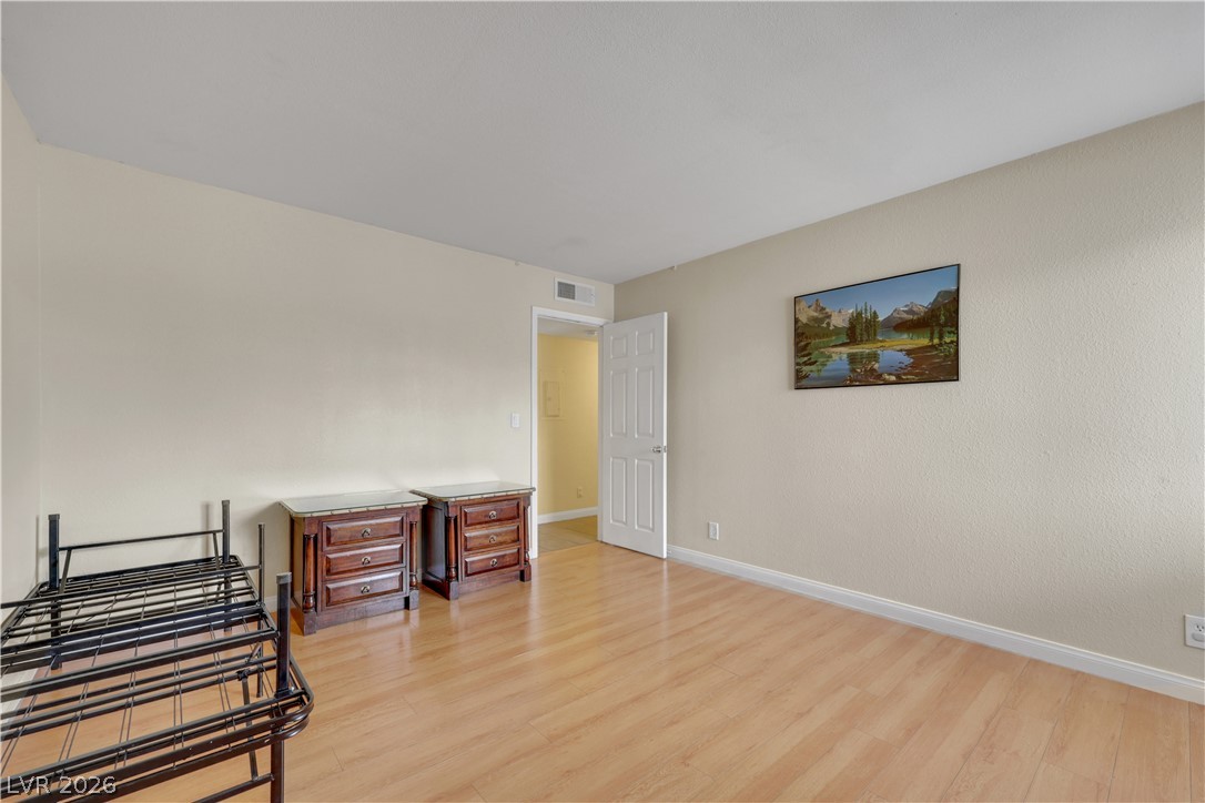 1455 East Katie Avenue L22 Las Vegas NV 89119