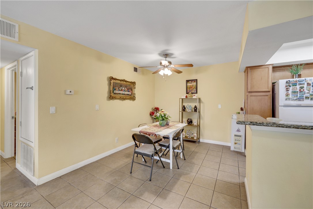 1455 East Katie Avenue L22 Las Vegas NV 89119