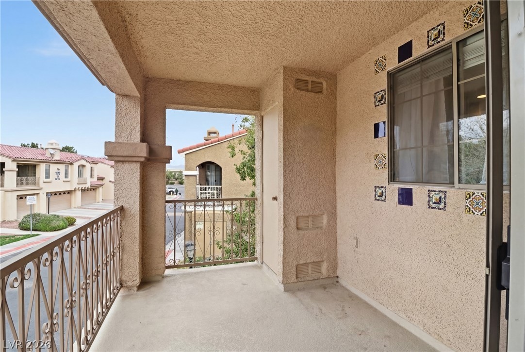 7295 Diamond Canyon Lane 202 Las Vegas NV 89149
