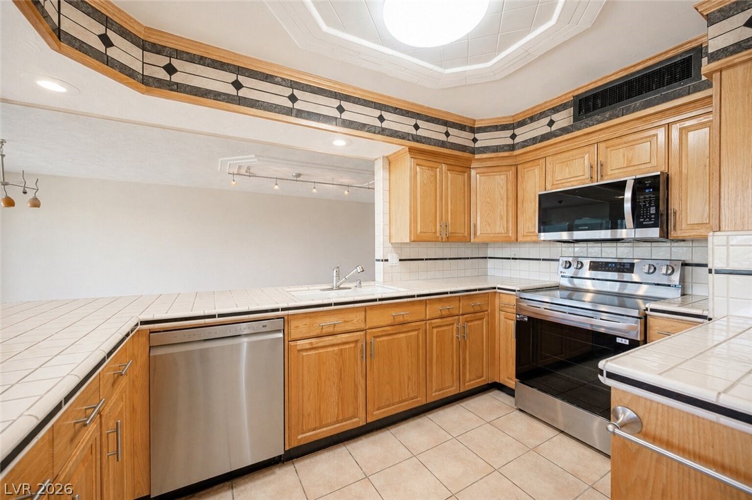 3111 Bel Air Drive 6e Las Vegas NV 89109