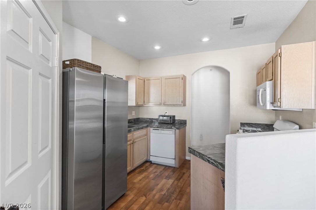 6480 Annie Oakley Drive 721 Las Vegas NV 89120