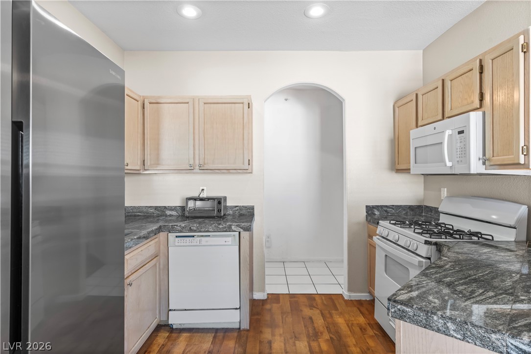 6480 Annie Oakley Drive 721 Las Vegas NV 89120