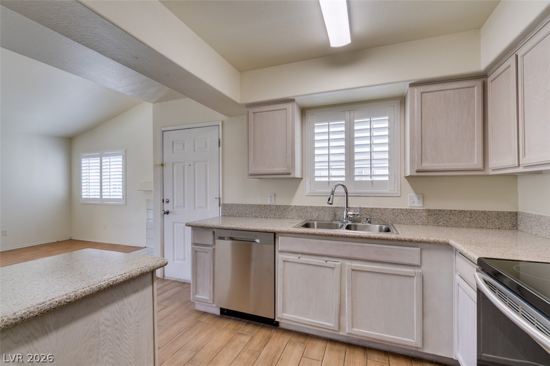 2725 South Nellis Boulevard 2088 Las Vegas NV 89121