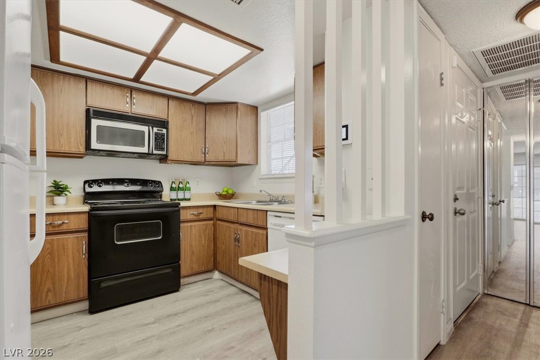 3823 South Maryland Parkway H1 Las Vegas NV 89119