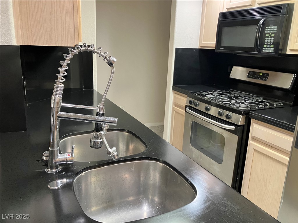 2975 Bluegrass Lane 521 Henderson NV 89074