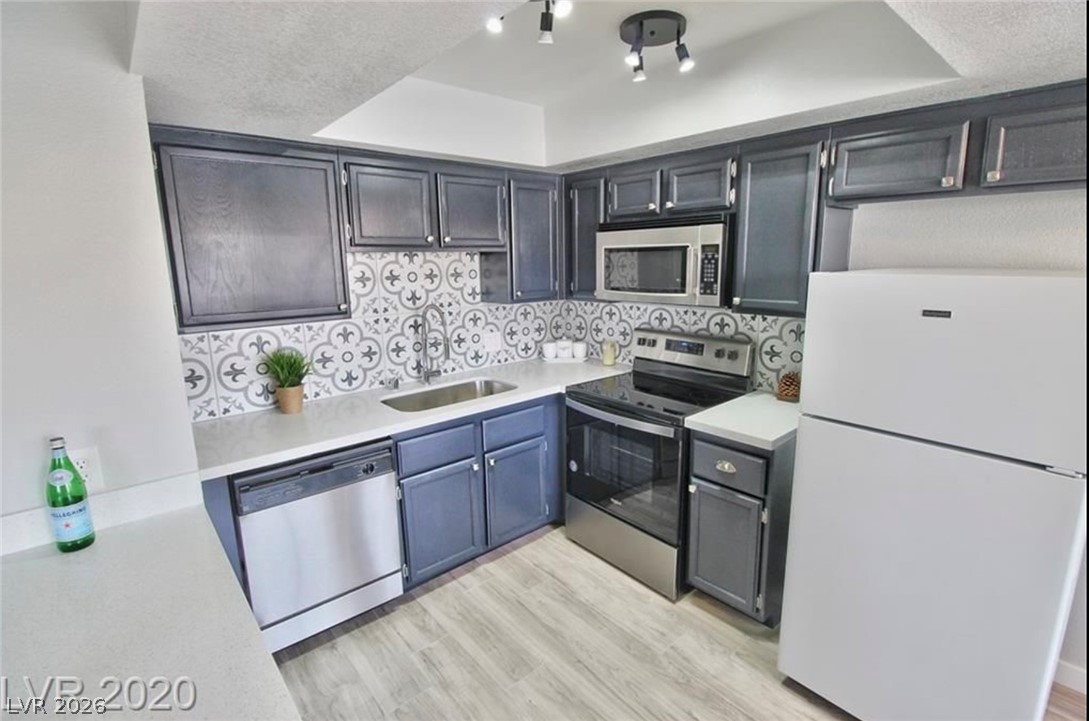7937 Diamond Rock Way 202 Las Vegas NV 89128