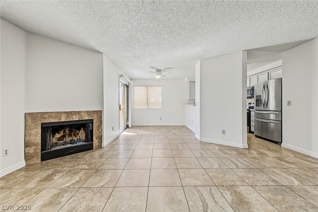 6863 Tamarus Street 101 Las Vegas NV 89119