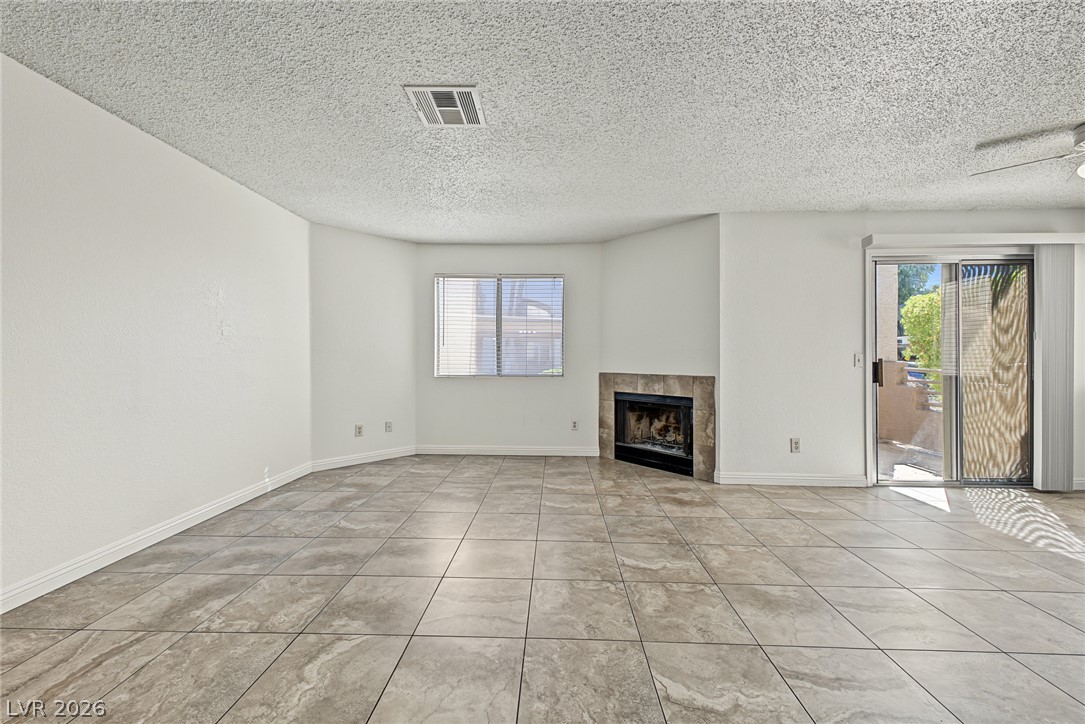 6863 Tamarus Street 101 Las Vegas NV 89119