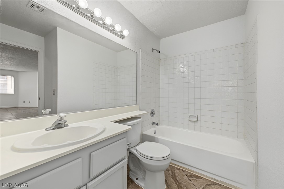6863 Tamarus Street 101 Las Vegas NV 89119