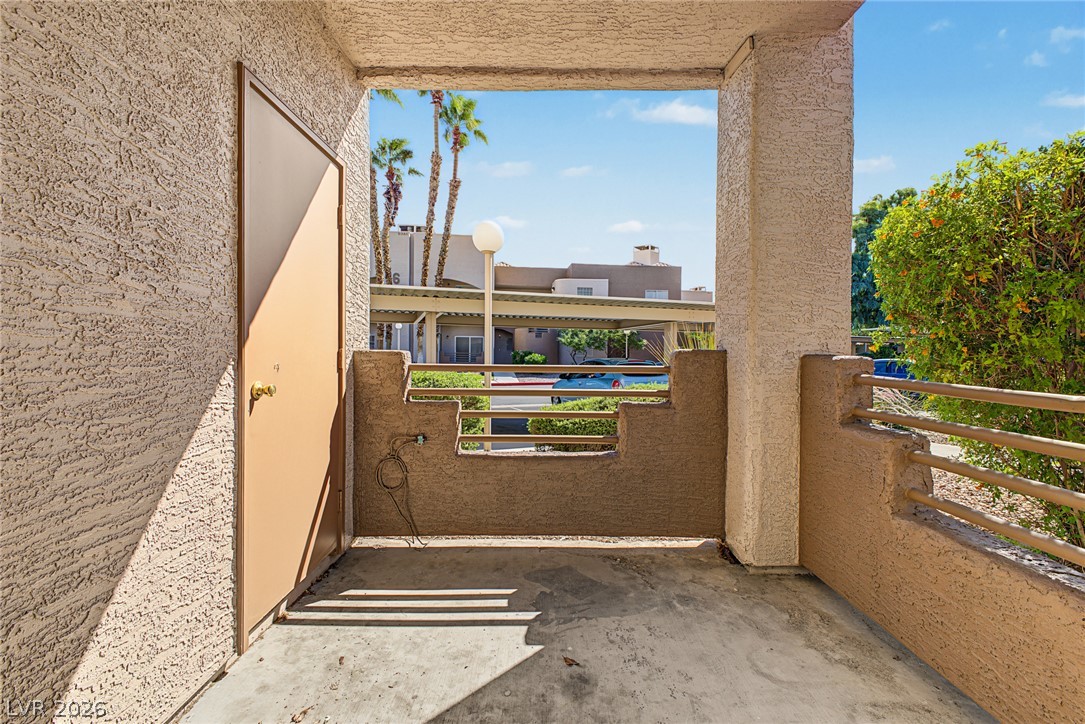 6863 Tamarus Street 101 Las Vegas NV 89119