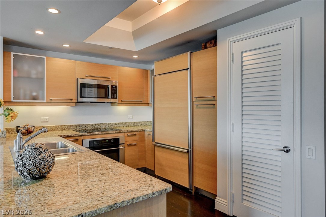322 Karen Avenue 601 Las Vegas NV 89109