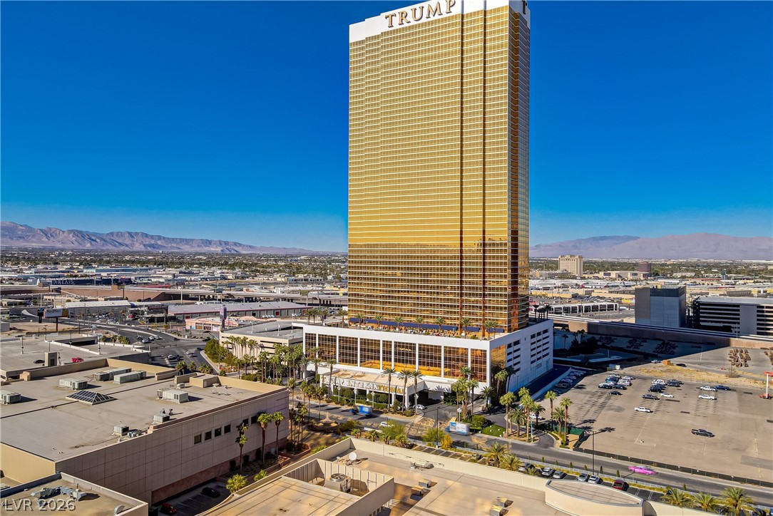 2000 North Fashion Show Drive 3118 Las Vegas NV 89109
