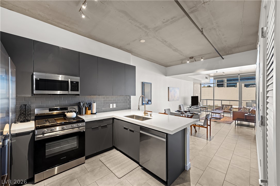 353 East Bonneville Avenue 505 Las Vegas NV 89101