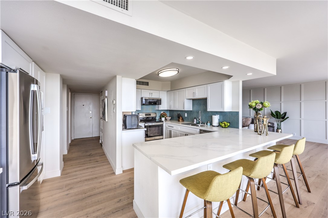 3111 Bel Air Drive 14b Las Vegas NV 89109