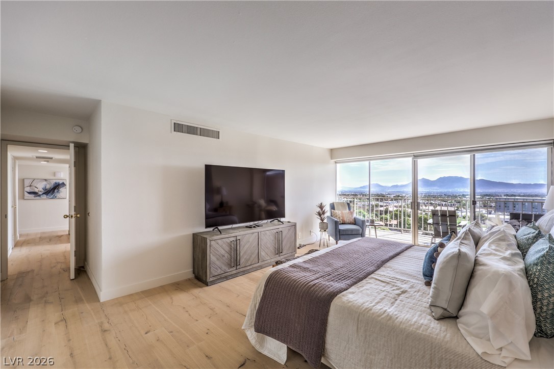 3111 Bel Air Drive 14b Las Vegas NV 89109