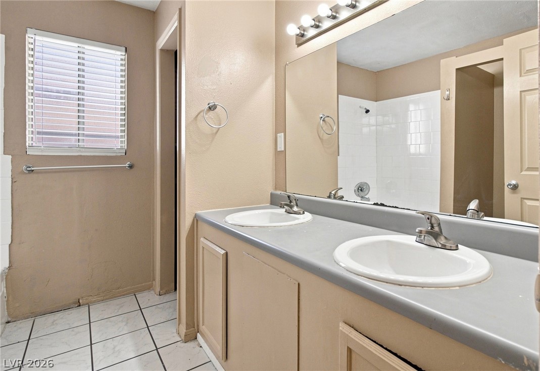 212 Orland Street 29 Las Vegas NV 89107