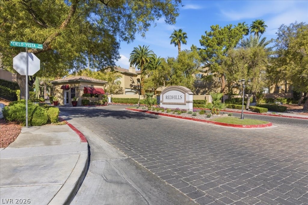 1700 Hills Of Red Drive 204 Las Vegas NV 89128