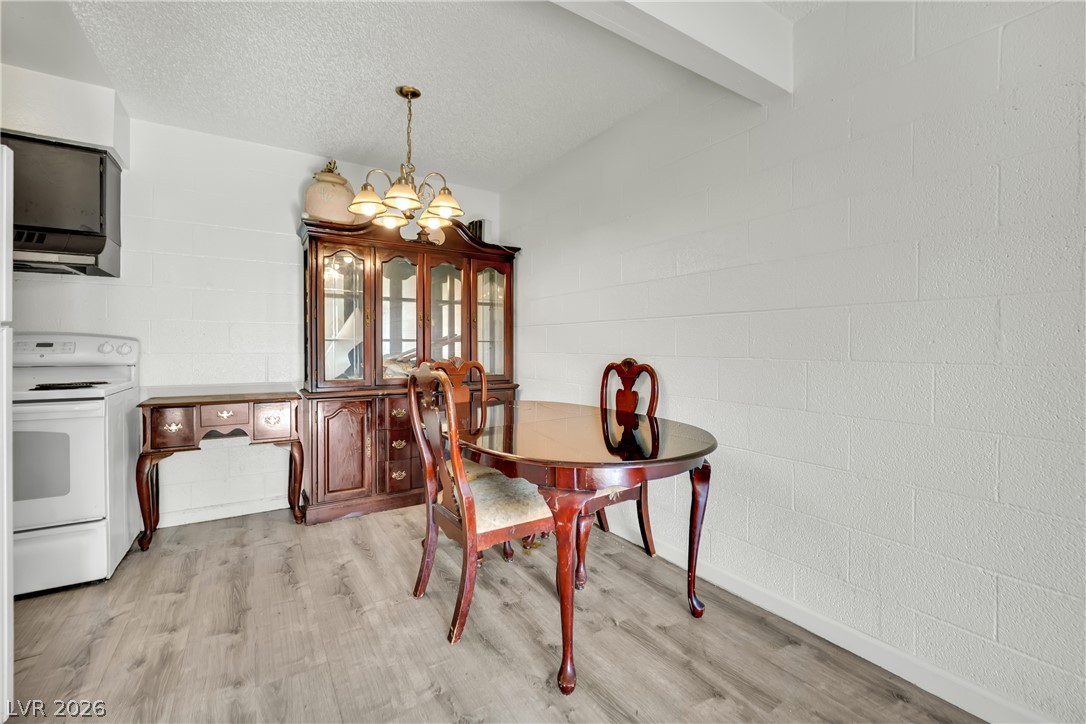 625 South Royal Crest Circle 11 Las Vegas NV 89169