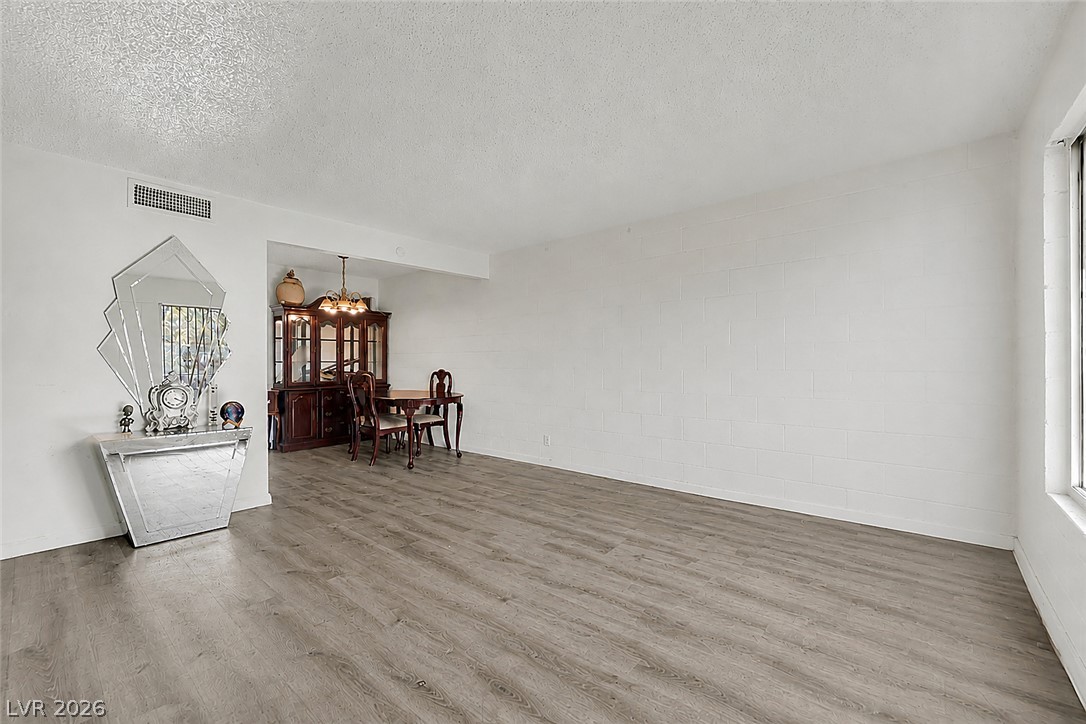 625 South Royal Crest Circle 11 Las Vegas NV 89169