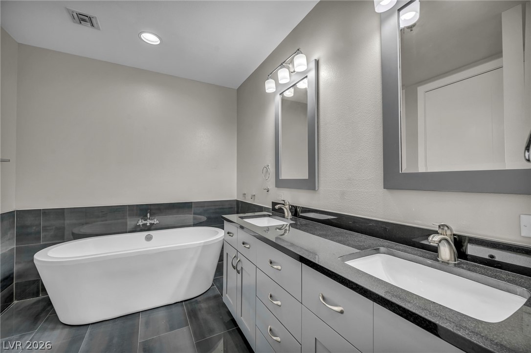 4525 Dean Martin Drive 2903 Las Vegas NV 89103