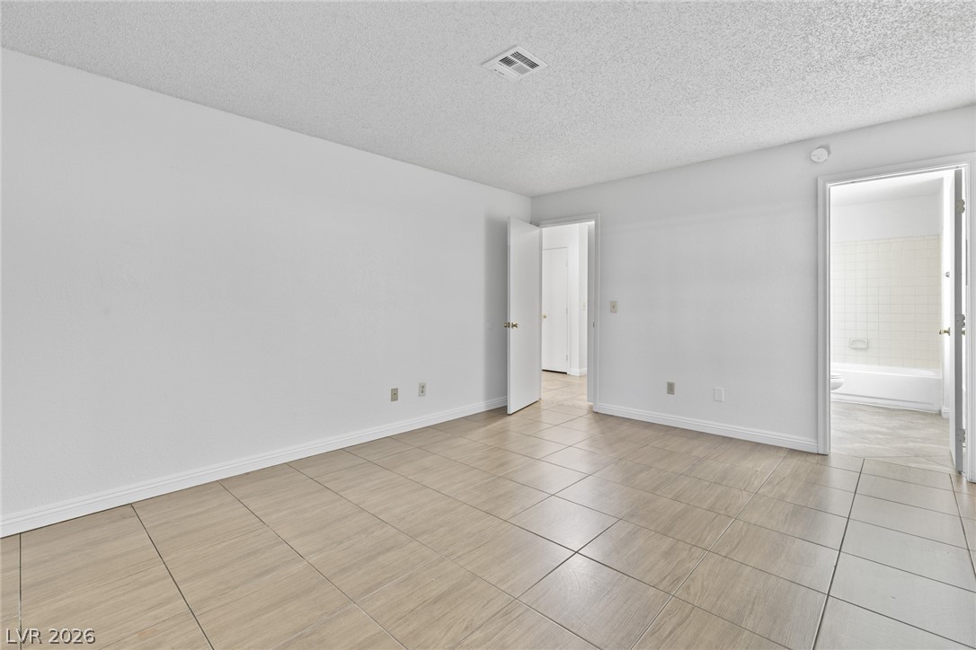 6863 Tamarus Street 101 Las Vegas NV 89119