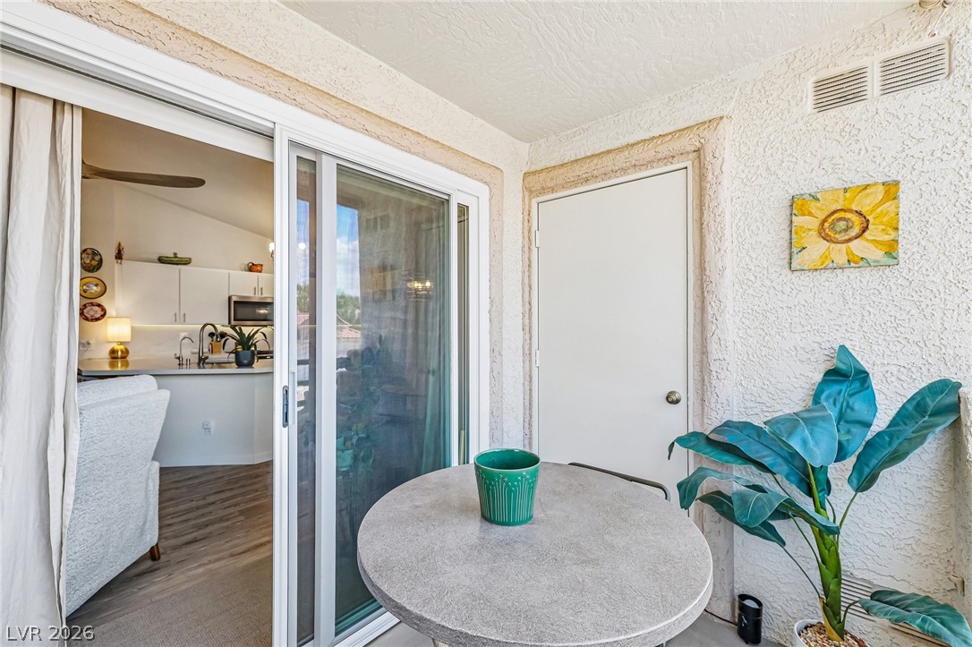 556 Yacht Harbor Drive 203 Las Vegas NV 89145
