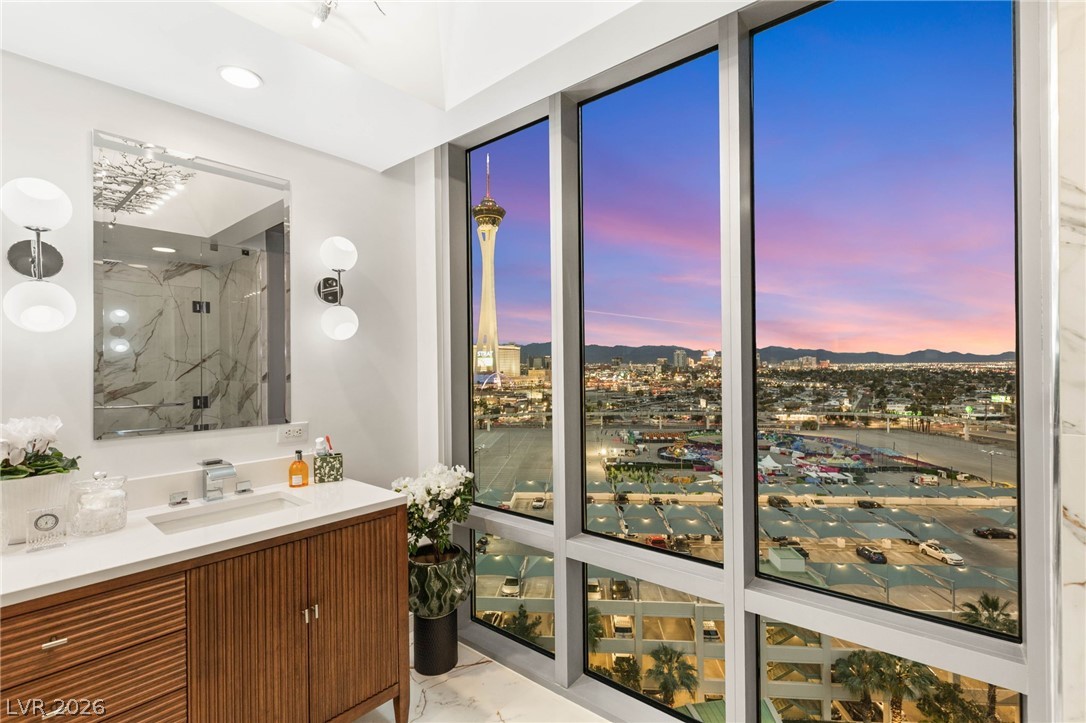 222 Karen Avenue 1101 Las Vegas NV 89109
