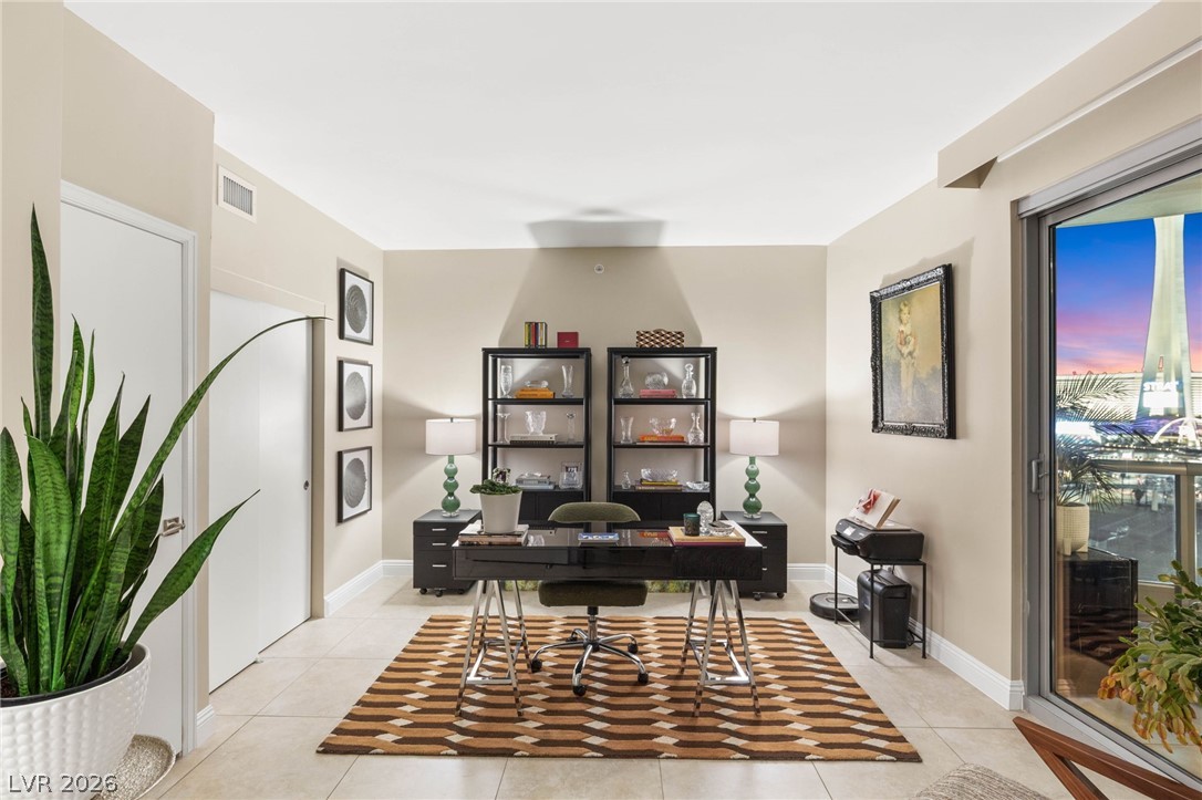 222 Karen Avenue 1101 Las Vegas NV 89109