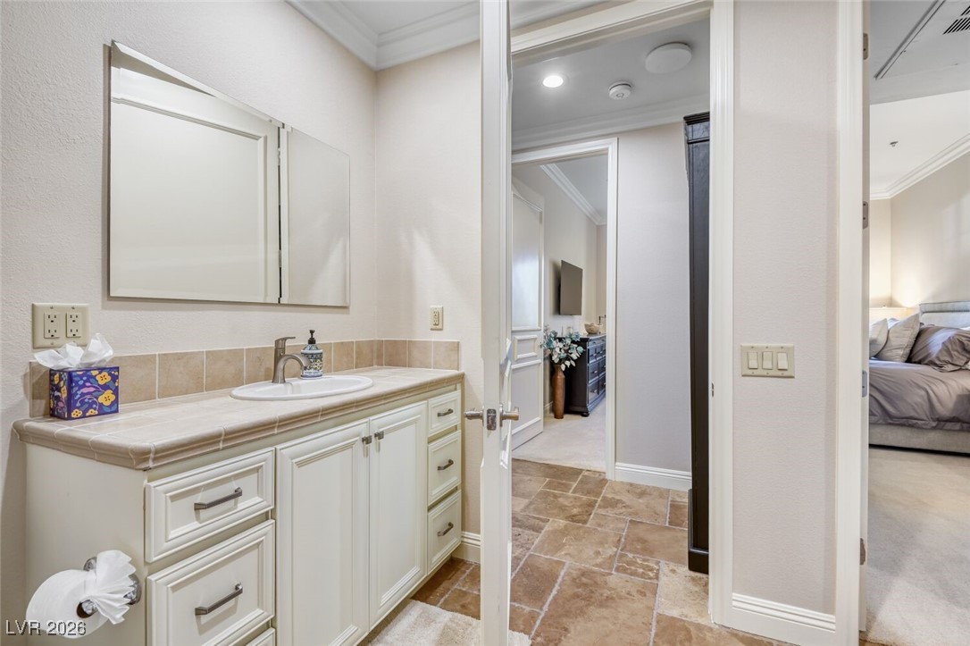 15 Via Mantova 305 Henderson NV 89011