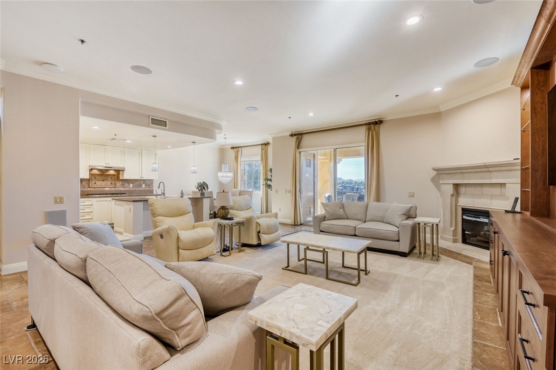 15 Via Mantova 305 Henderson NV 89011