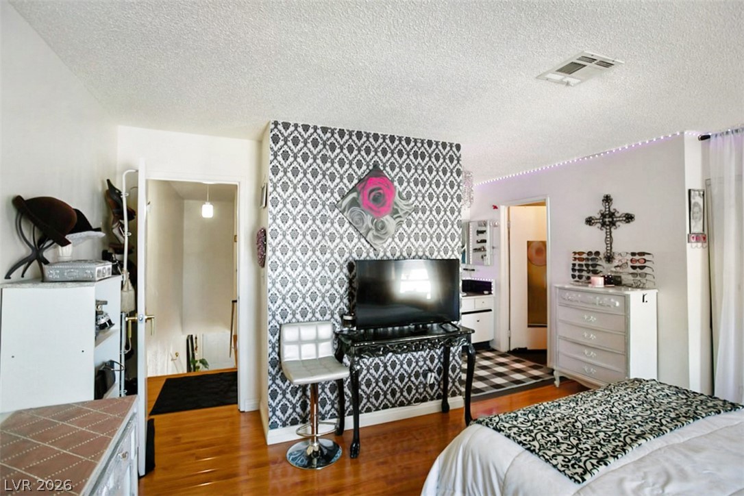 2080 Karen Avenue 94 Las Vegas NV 89169