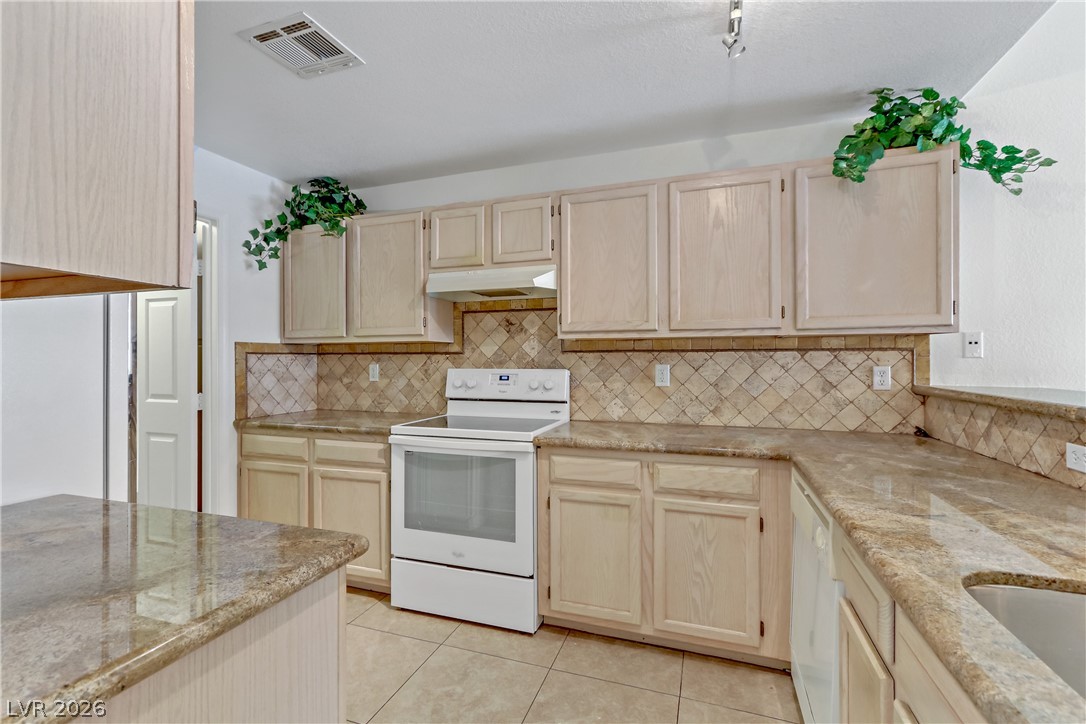 3660 Renovah Street 204 Las Vegas NV 89129
