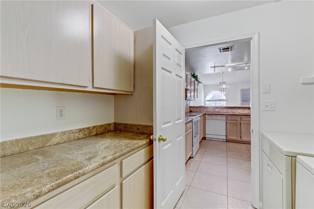 3660 Renovah Street 204 Las Vegas NV 89129